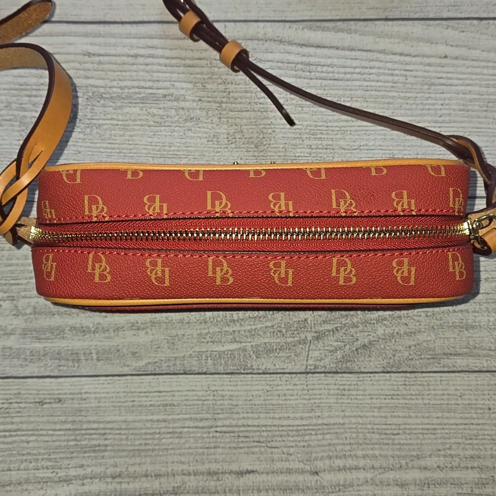 Dooney & Bourke brand dooney